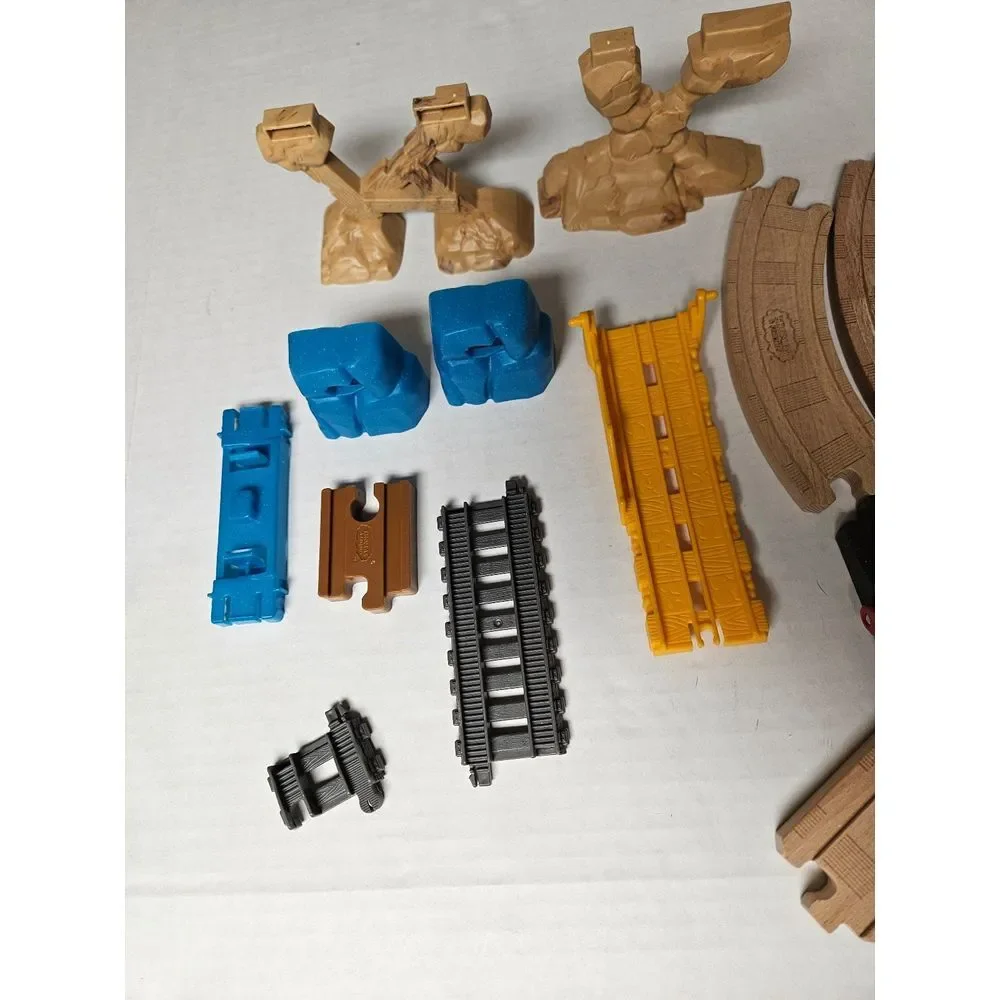 Thomas & Friends Wooden‎ Plastic Train Parts
